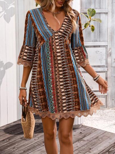 Lange Dames Jurk | Boho Print met Kanten Afwerking, V-Hals, 3/4 Mouwen 4